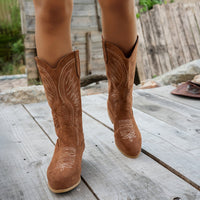 Aylani | Comfortable And Stylish Wide-Calf Cowboy Boots