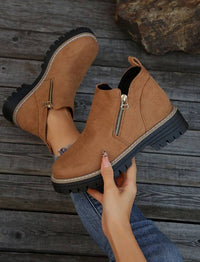 Julia | Comfortable And Elegant Round-Toe Boots With Side Zip