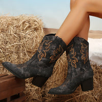 Daniela | Elegant And Embroidered Wide-Calf Cowboy Boots
