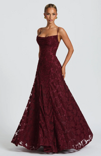 Sofia | Figure-Hugging & Glamorous Long Dress