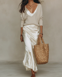 Eva | Elegant and sophisticated V-neck sweater dress set