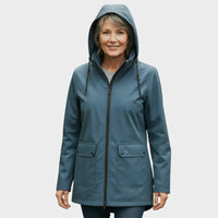 Lindsey | Elegant And Waterproof Raincoat