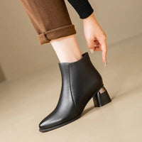 Aura | Women's Sleek Comfort Ankle Boots