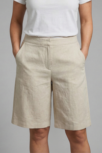 Lydia | High-Waisted Knee-Length Summer Shorts