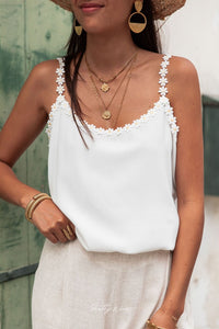 Daleyza | Charming And Elegant Daisy Applique Cami Top
